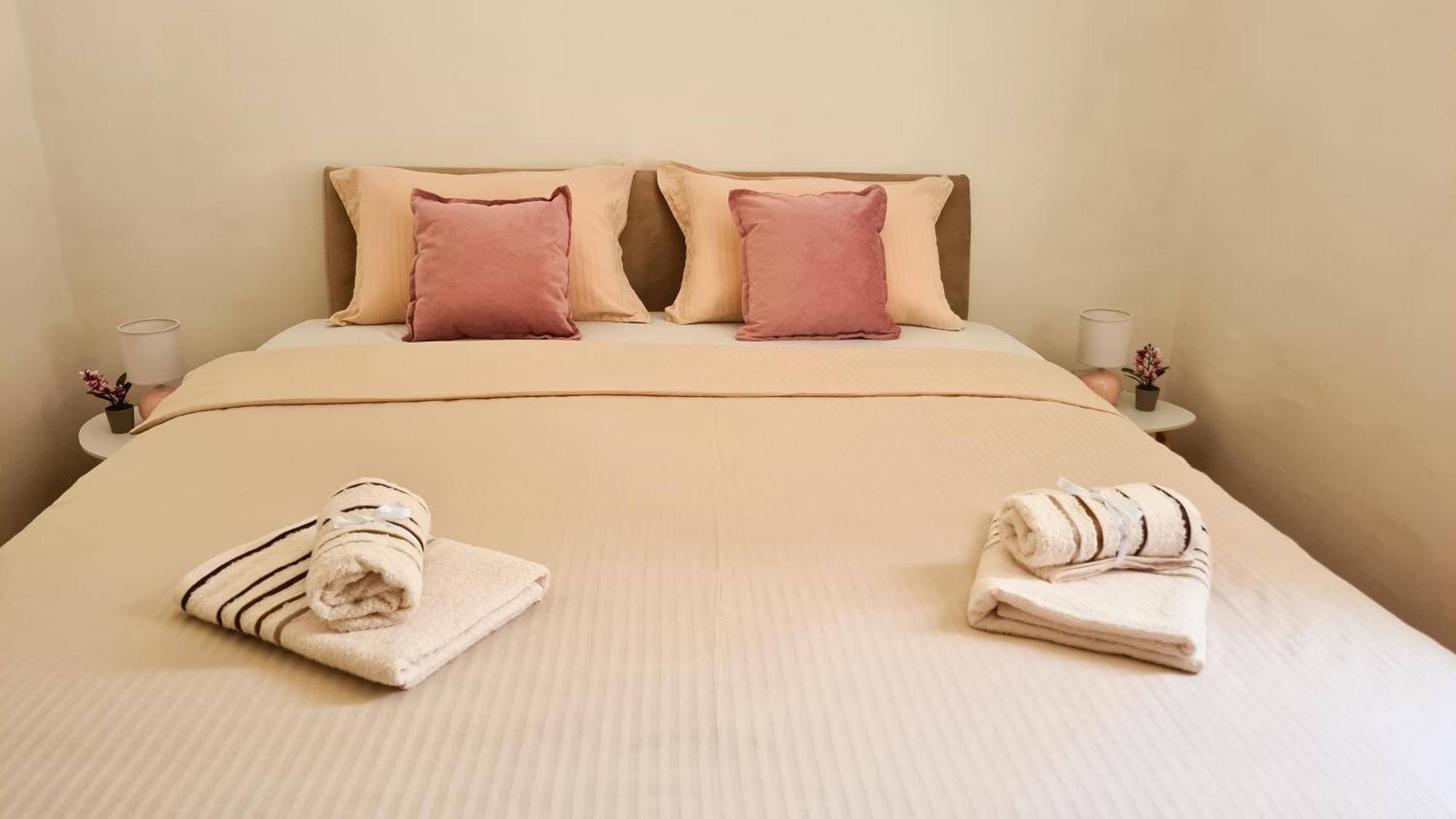 Boka Apartment Kotor Luaran gambar