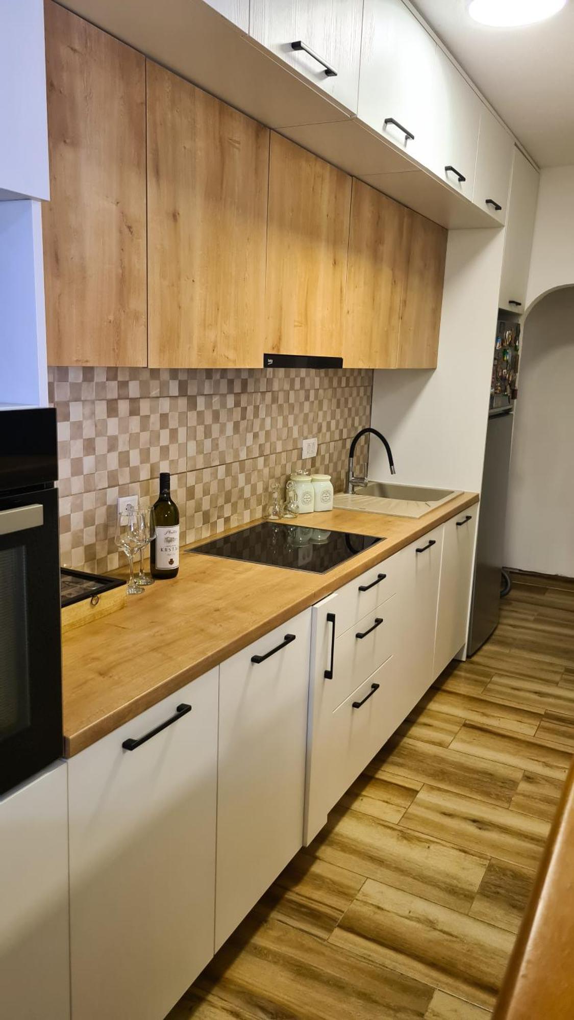Boka Apartment Kotor Luaran gambar